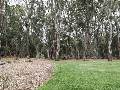27 Armstrong Drive, Barham