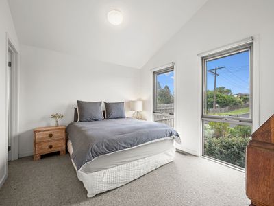 8 Osmonds Lane, Port Fairy