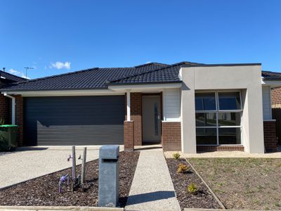 10 Lamaro Way, Wyndham Vale