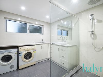 E13 / 9 Parker Street, South Perth