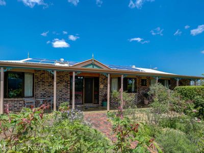 152-166 Western Avenue, Montville
