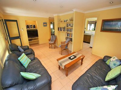 18 Perrumba Street, Hawks Nest