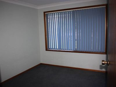 3B Bells Close, Forster