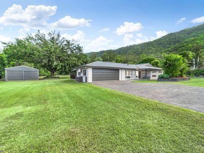 27-31 Hickey Close, Gordonvale