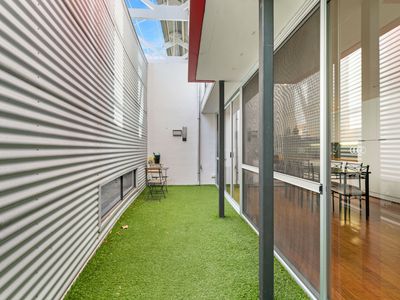 5 Little Saunders Street, East Perth