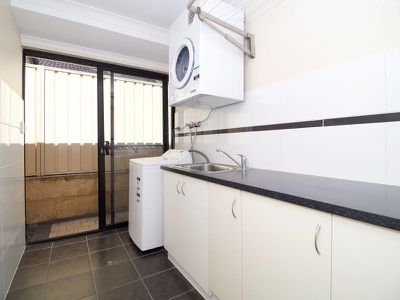 4 Forward Street , Baldivis