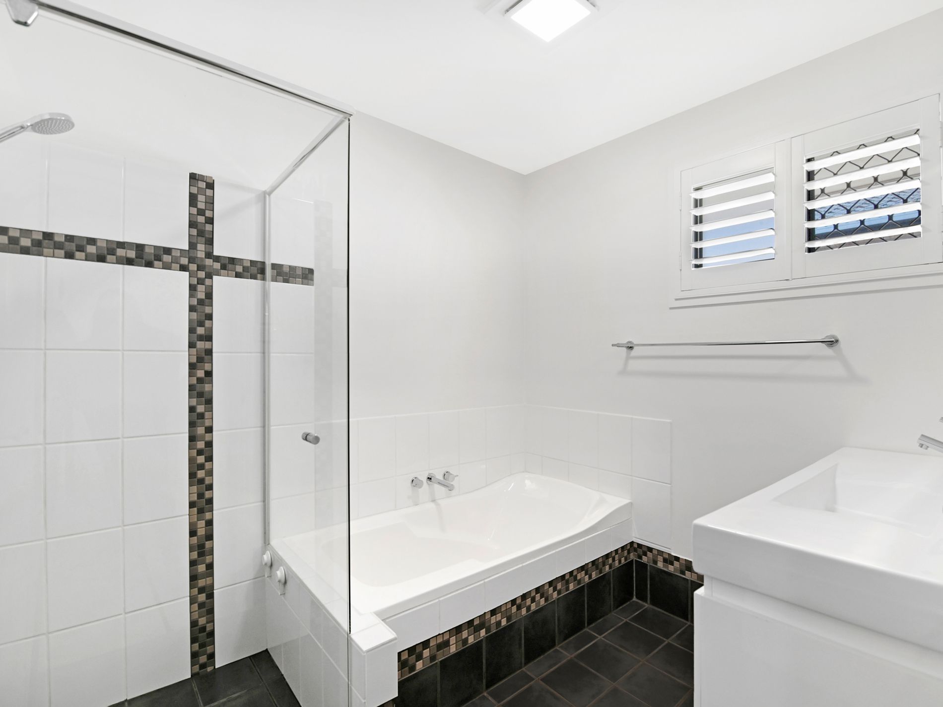 98 Teasdale Dr, Nerang