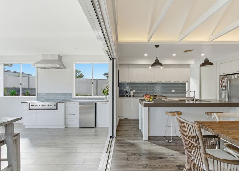 18 Atlantis Avenue, Portland