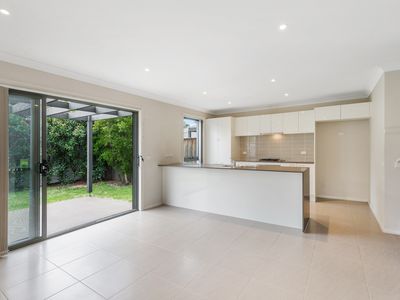 29 Three Bees Drive, Glenfield