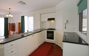 11 Redmore Court, Berwick