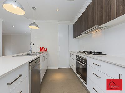 11 Annie Douglas Street, Casey