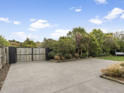 44 Valecrest Avenue, Parklands