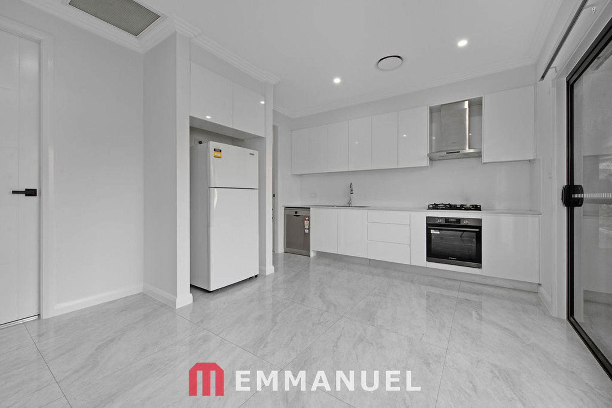 45A Glencoe Circuit, Gables