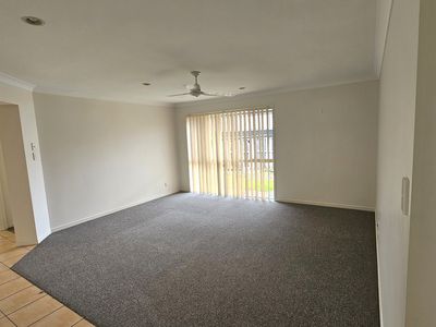 7 Waverley Park Close, Oxenford