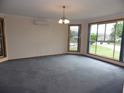 18 Cassinia Place, Flinders View