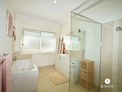 13 Pin Oak, Wangaratta