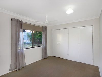 13 Blackwood Ave, North Ipswich