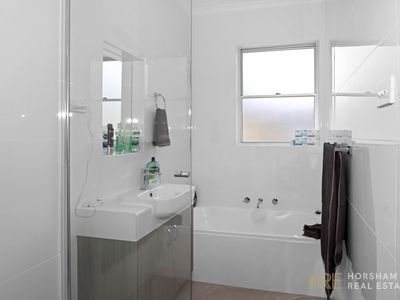 9 Elizabeth Street, Horsham