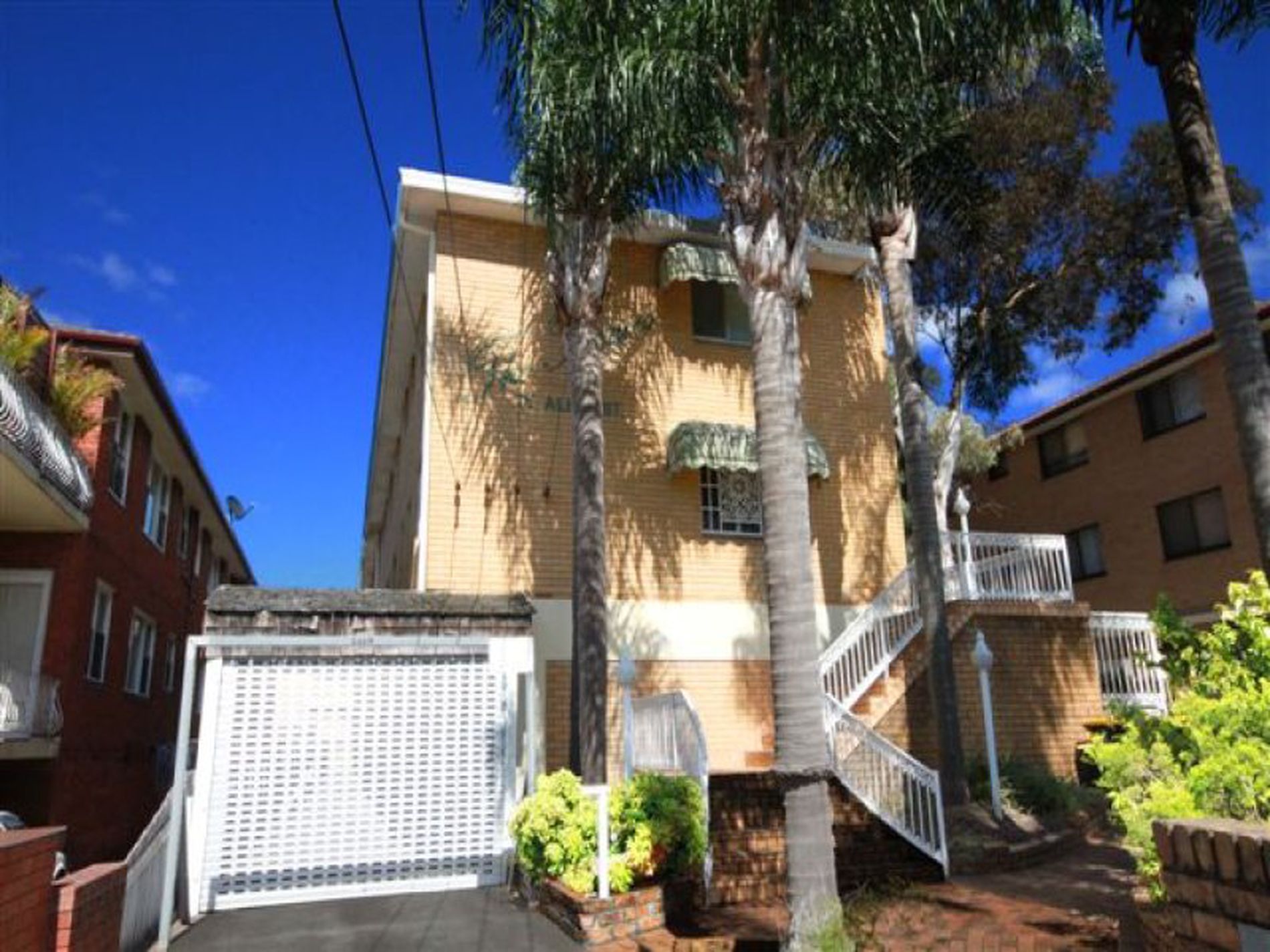 11 / 15 Alice Street, Wiley Park