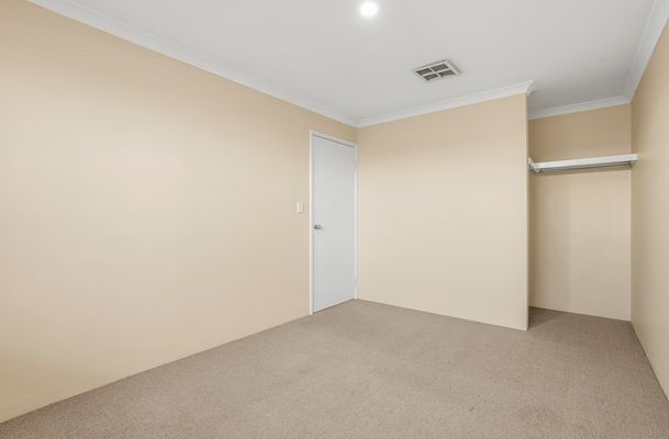 13 Valheru Avenue, Rockingham