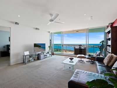 1806 / 1 Como Crescent, Southport