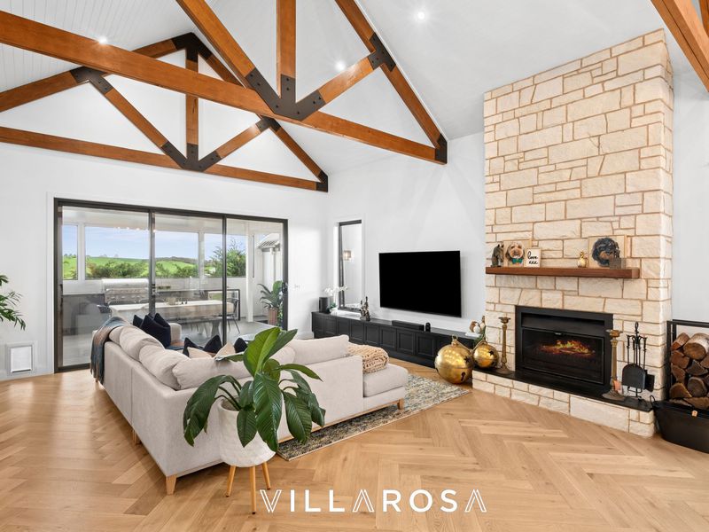 6 Strathlachlan Drive, Highton