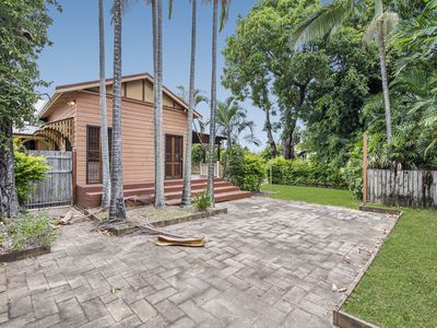 5 The Avenue, Hermit Park