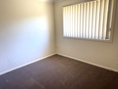 4 / 22 Farrand Street, Forbes