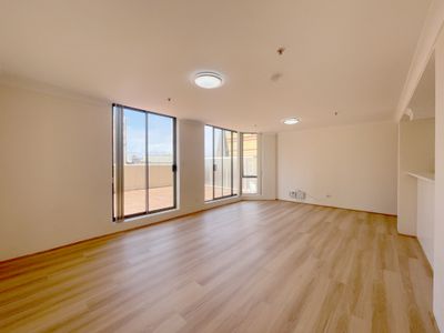 907 / 755 George Street, Sydney