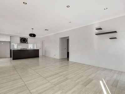 41 Trumpeter Parade, Yanchep