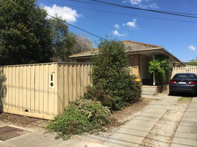 219 Taylors Road, St Albans