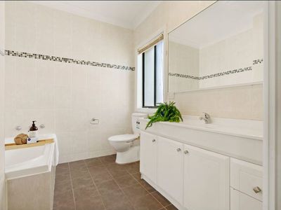 2B Broxbourne Street, Westmead