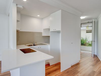 8 / 15 WEEMALA STREET, Surfers Paradise