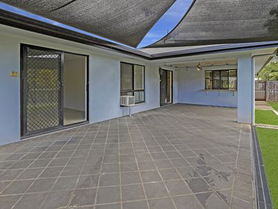 31 Piccone Drive, Edmonton