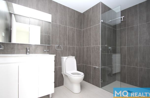 1006 / 93 Auburn Road, Auburn