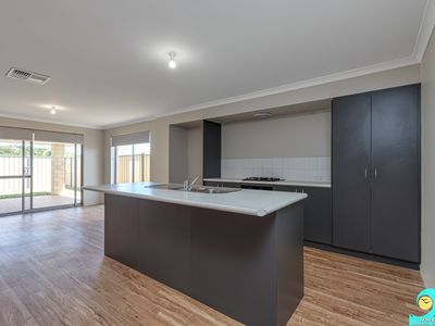 24 Blackwood Meander, Yanchep