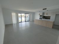 21 / 35 Sickle Avenue, Hope Island