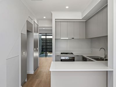 9E Elizabeth Street, Woodville West