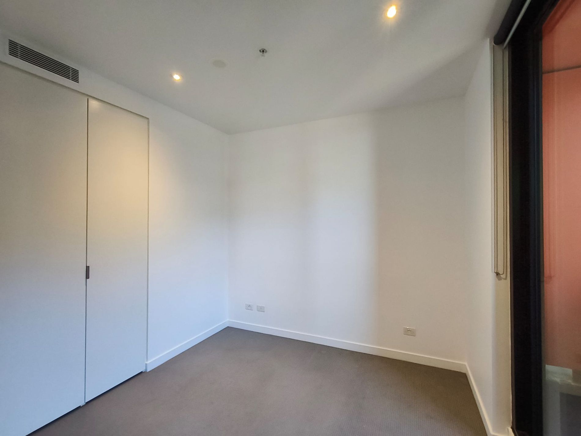 1416 / 555 Swanston Street, Carlton