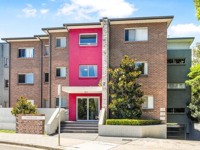 8 / 2 Dressler Court, Holroyd