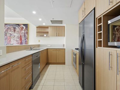 2502 / 50 MARINE PARADE, Southport