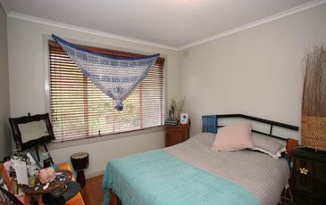8 Slingsby Avenue, Beaconsfield
