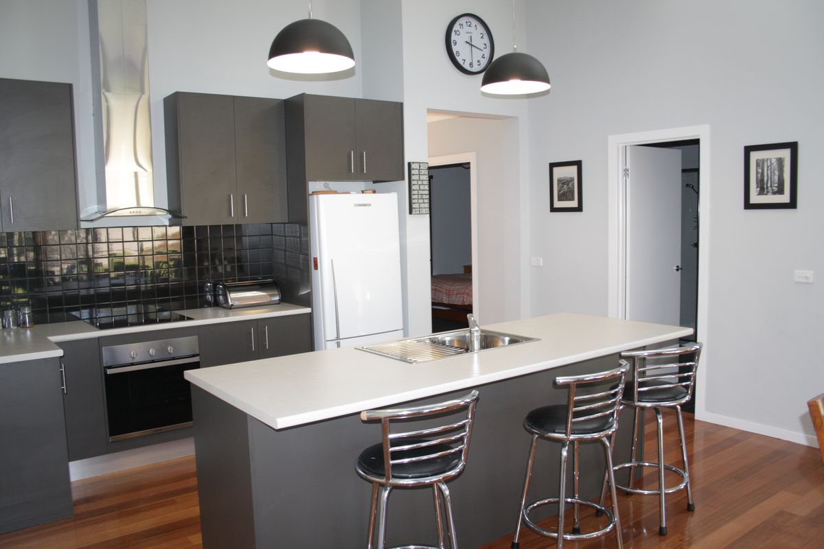 6 Chanro Court, Bonnie Doon