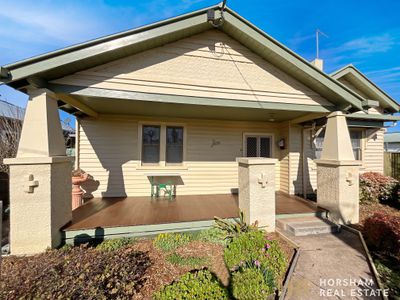 2 Bowden Street, Horsham