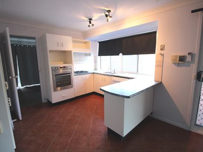 31 Taminga Crescent, Cordeaux Heights