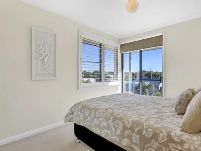 11 / 1-3 Beach Road, Hawks Nest