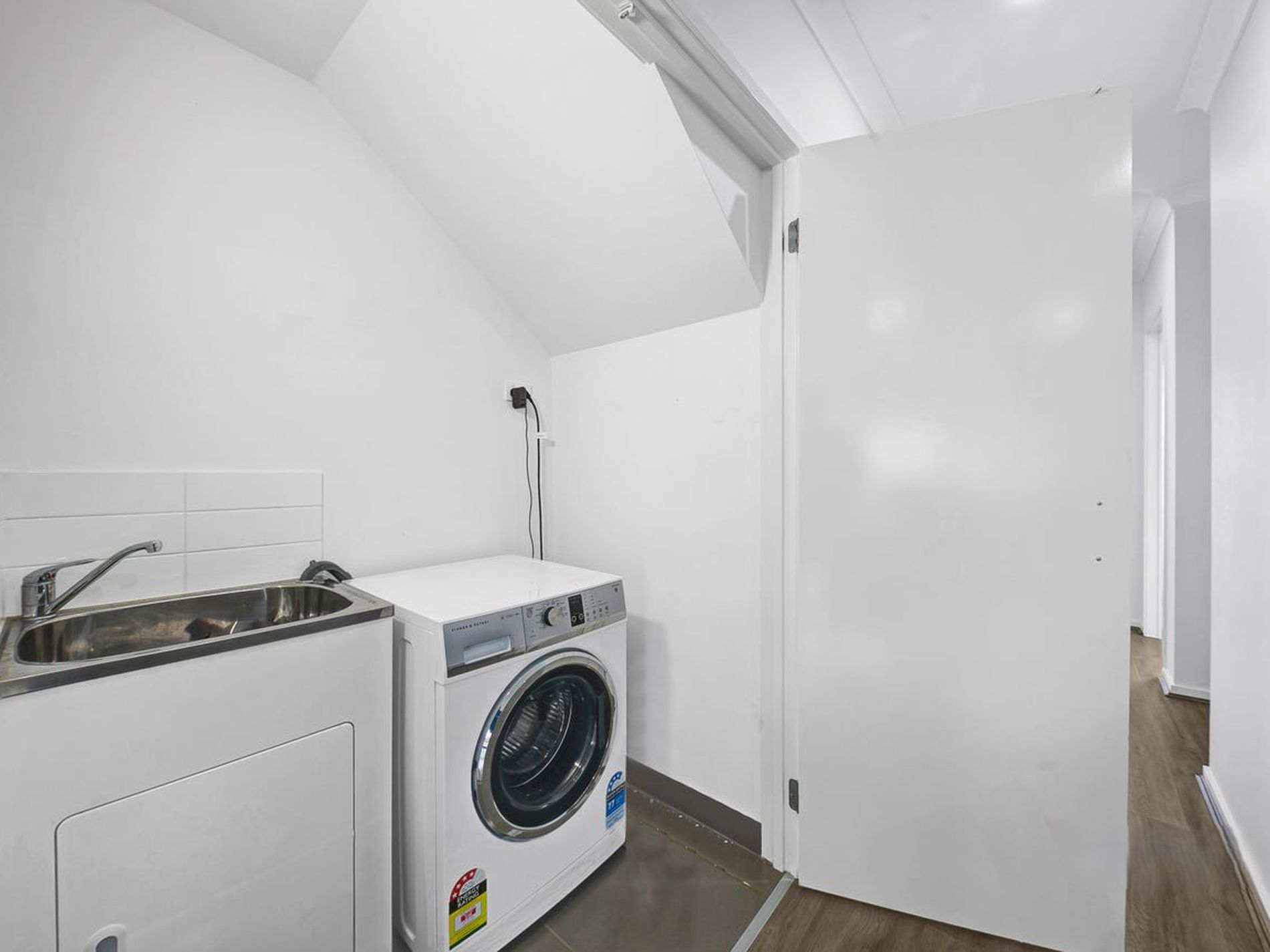 4 Selhurst Gr, Wyndham Vale