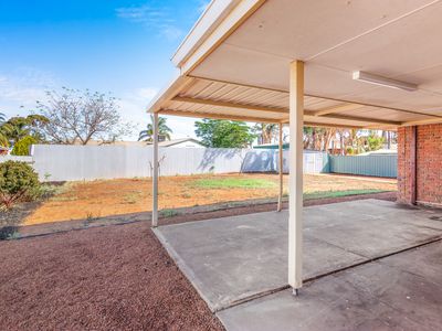 3 Holroyd Way, Boulder