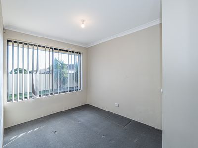 12 Hay Road, Byford