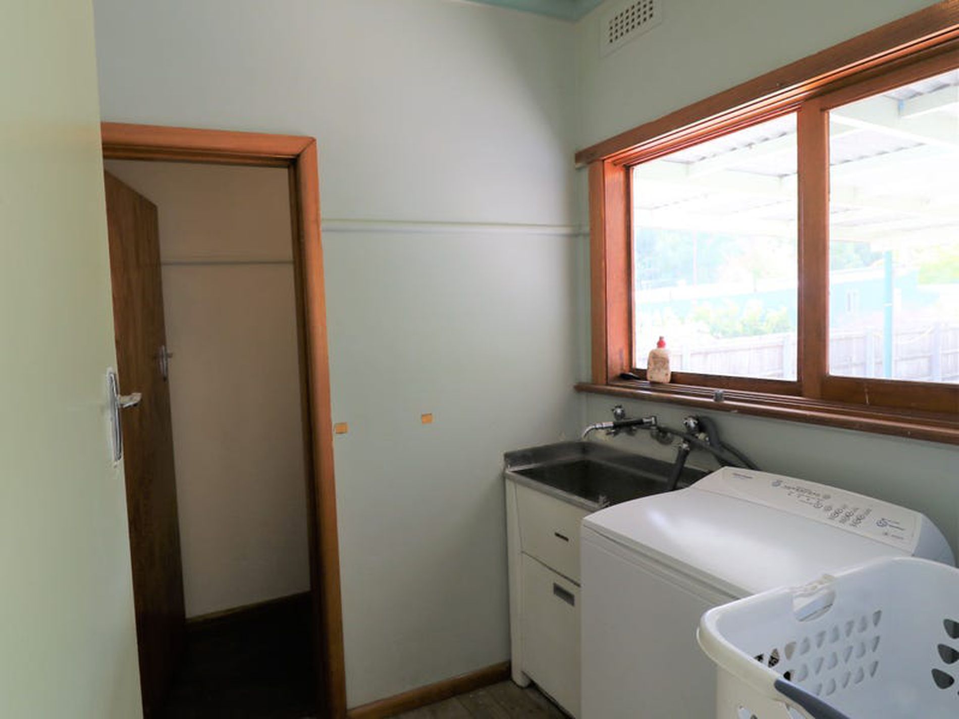 93 Livingstone St, Avenel